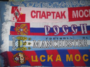 Коллекционные шарфы ведущих футбольных клубов Европы.