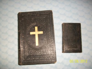Продам Лютеранские Библию и Евангелие