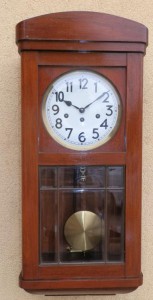 Настенные часы. 100 let
