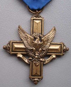 Крест "За выдающиеся заслуги" США