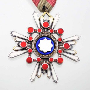 Орден Священного сокровища 5-й степени