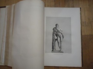 Большая книга.Франция .Статуи.1815