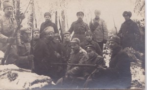 Солдаты эстонской части на позиции. 1918-1919 гг.