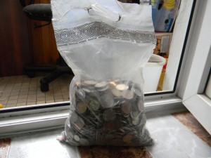 Мешок иностранных монет, 10 кг