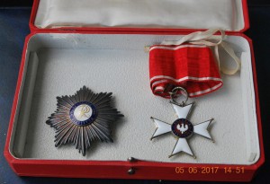 Орден Возрождения Польши Командорский крест со звездой