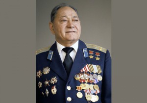 Солдатская "Слава" - офицеру.