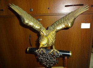 Орел, бронза, Япония