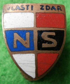 Куплю ордена ,медали,знаки ГДР и Чехословакии.