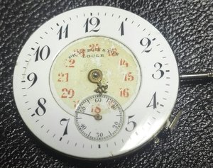 Часовой механизм. с циферблатом от золотых часов.. (часы кул
