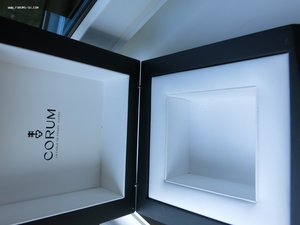 коробка оригинал на часы CORUM