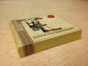 Коробка от папирос СельХозВыставка фабр.им Троцкого 20 годы
