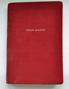 Книга «Mein Kampf» 1943 г.