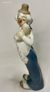 Винтажная статуэтка "Клоун с собачкой".