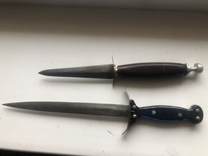 Два самодельных ножа