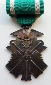 Орден Золотого коршуна 7 ст. коробка, лента, фрачник,Япония.
