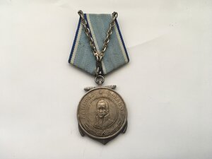 Медаль Ушакова без номера, люкс