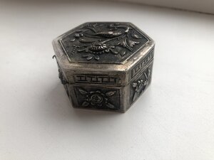 Шкатулка старинная Китай, серебро?