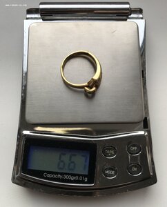 Стильное мужское золотое кольцо с 9 бриллиантами. Золото 750