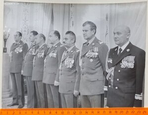 Маршал Якубовский И.И. с иностранными генералами