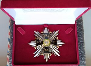 Звезда ордена Военных Заслуг Virtuti militari Польша