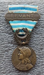 Колониальная медаль c планкой Левант Франция