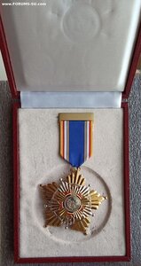 Орден В честь 50-летия Вооруженных Сил родная коробка Сирия
