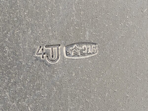 Поднос серебро 916 проба, вес - 361 грамм, диаметр - 22 см.