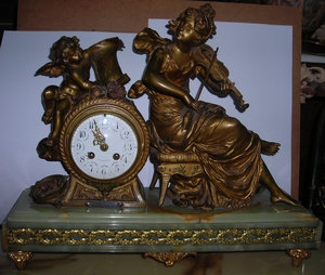 Часы "Женщина с ангелом" Франция 19 век.