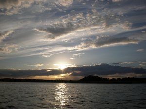 Ловись рыбка большая и очень большая...