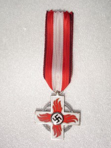 Знак пожарника 2 класса.