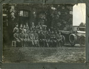 ГРУППА ГОСПОД ОФИЦЕРОВ.ВЕНЗЕЛЯ АЛЕКСАНДРА III. АВТО.
