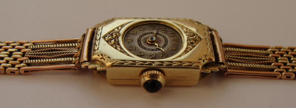 Золотой браслет для наручных часов
