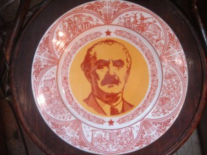 Тарелка агитационная.Болгария.