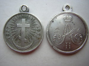 2 медали в серебре(Чечня и Рус.-Тур. война)