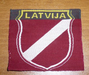 Нарукавный щит латвийского легионера СС