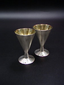 пара стопок