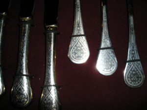 (Москва) набор столового серебра - чернение, позолота