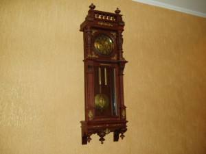 Антикварные часы настенные редкие