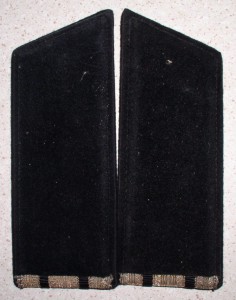 ... погоны разные ...