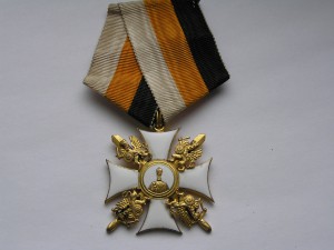 Св. Николай с мечами и грифонами.