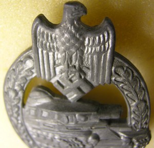За танковые атаки в серебре (Adolf Scholze) в треугольнике