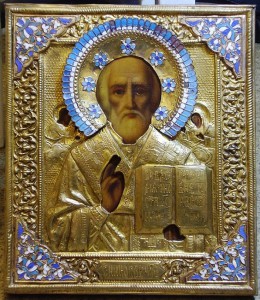 Николай Чудотворец в эмалях.