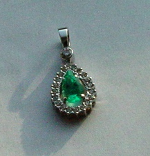 Гарнитур-серьги и подвеска