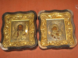 Икона- Венчальная пара в киоте из сусалки