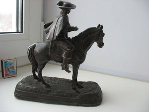 Мушкетёр на лошади.Литьё