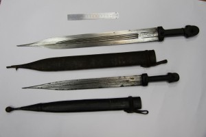 кинжал чеченский