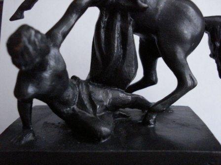 Человек с конем (помощь)