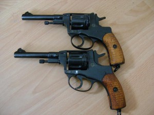 Наганы Блеф на 1919 год. 2 шт.