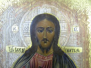 Вседержитель,на золоте.