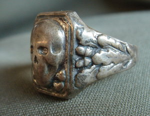 Кольца с черепами, SS Totenkopf, Wehrwolf, танк, Krim